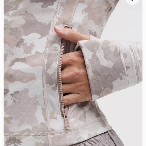 Lululemon NWT Define Cropped Jacket Nulu 6 Thawed Camo Warm Ash Grey Multi - Picture 11 of 14